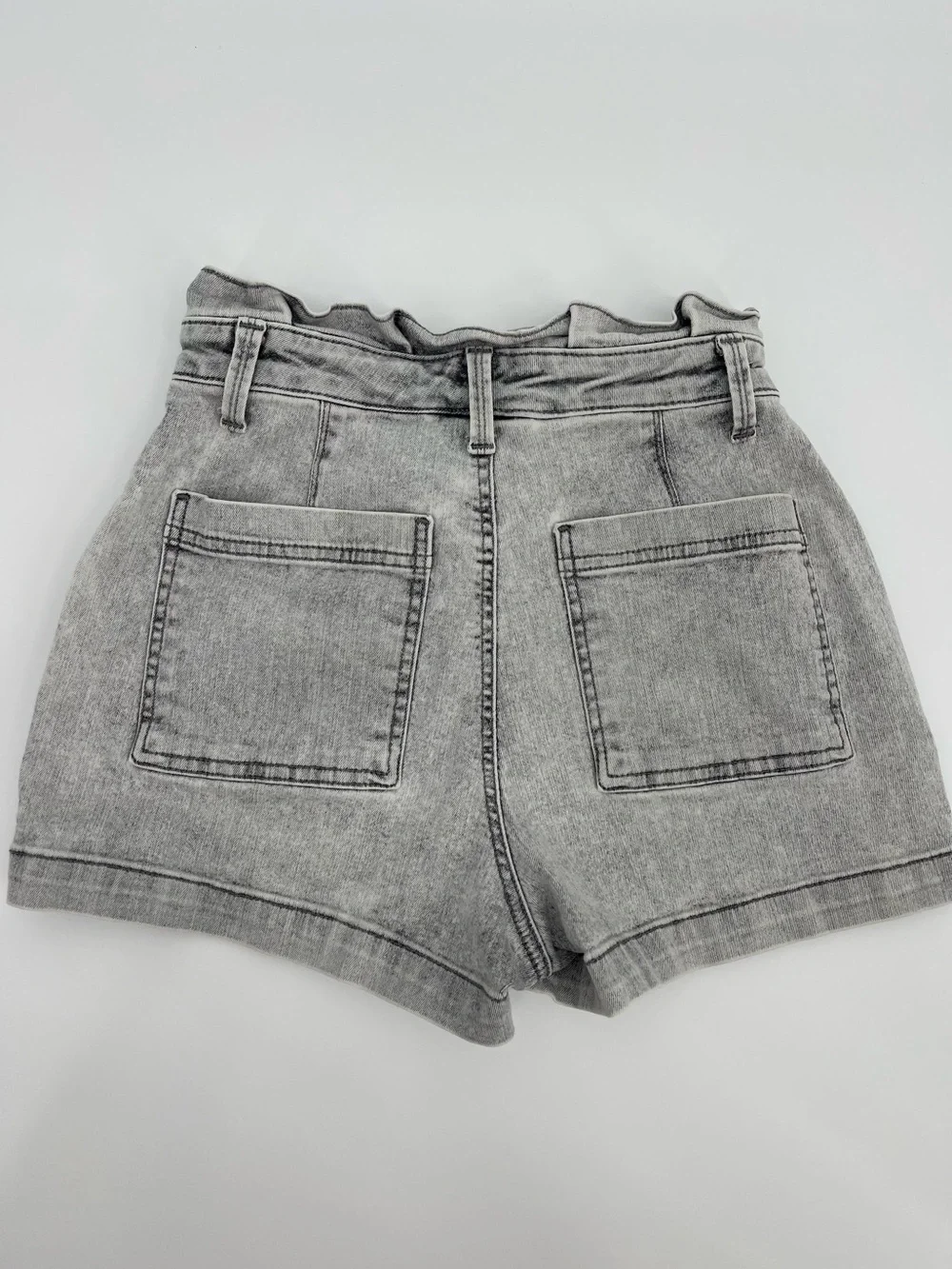 Universal Thread Paperbag Waist Denim Shorts Size 2 90s Retro Modern Indie Boho